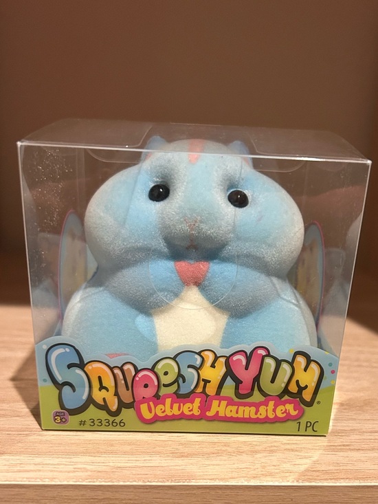 Ja-Ru Other - Squishy Velvet Hamster - Squeesh Yum